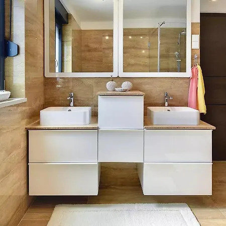 Dv Holiday home *
